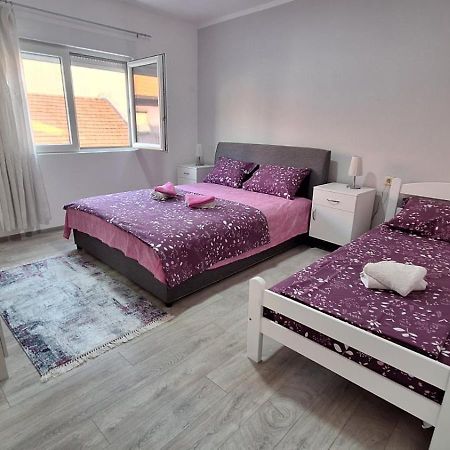 Apartman Jelena Cetinje Exteriér fotografie
